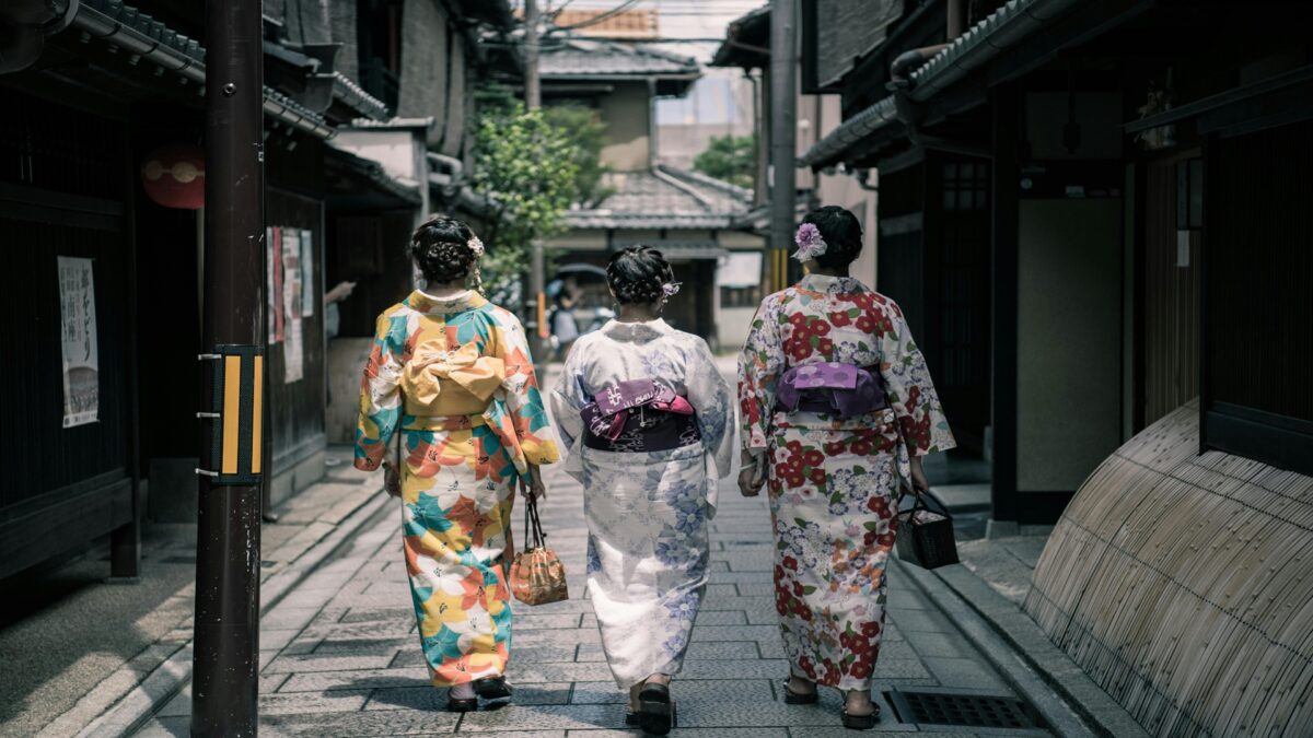 呉服のもろふじ 佐賀店